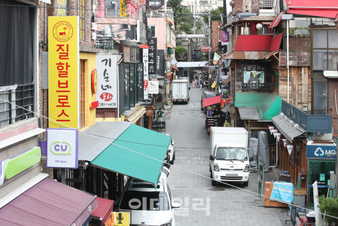 [포토]장기적이고 강화된 거리두기, '이태원 클라쓰'는 옛말