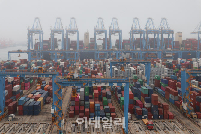 '델타 변이 여파' 중국 7월 수출 19.3% 증가에 그쳐