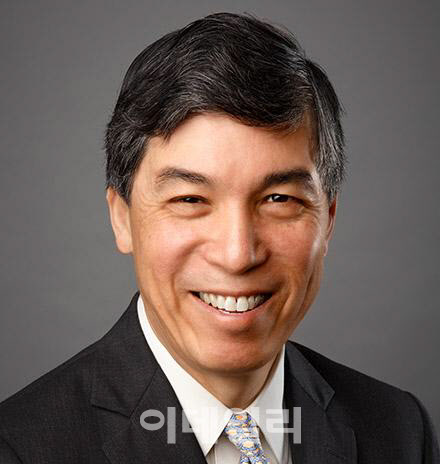 [줌인]삼성vs인텔 반도체 패권전쟁…"성패는 투자에 달렸다"