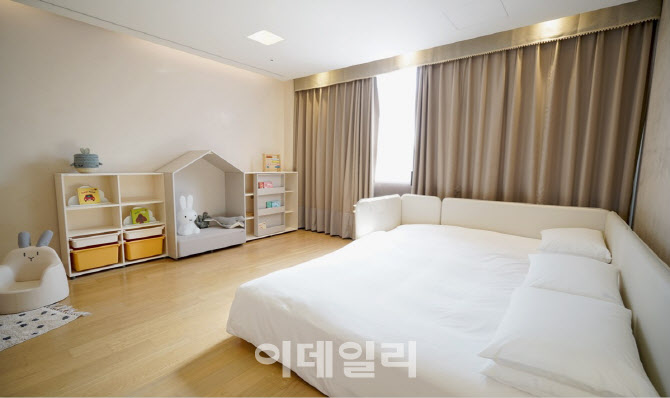 메이필드호텔, 일룸과 허니룸·키즈룸 선봬