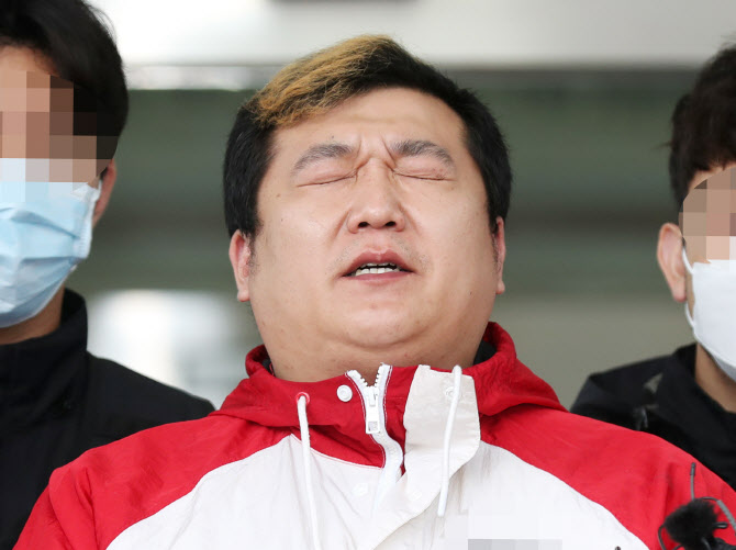 ‘인천 노래주점 살인범’ 허민우, 징역 30년 구형