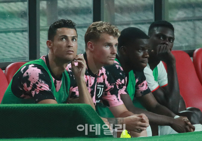 법원 "호날두 노쇼 사건, 주최사 책임"...8억6천여만원 지급 판결