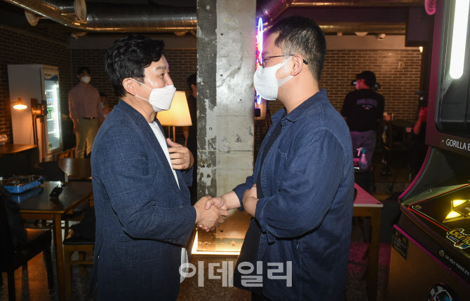 [포토]청년자영업자 찾아간 원희룡