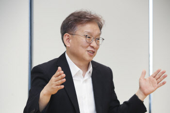 벤처·소상공인 중재자 역할 부족?…"변화 거스를 수 없어"