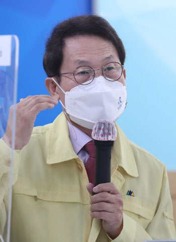 서울 초중고 4단계서도 학교 간다…초·중생도 시차 조정하면 매일 등교(종합)