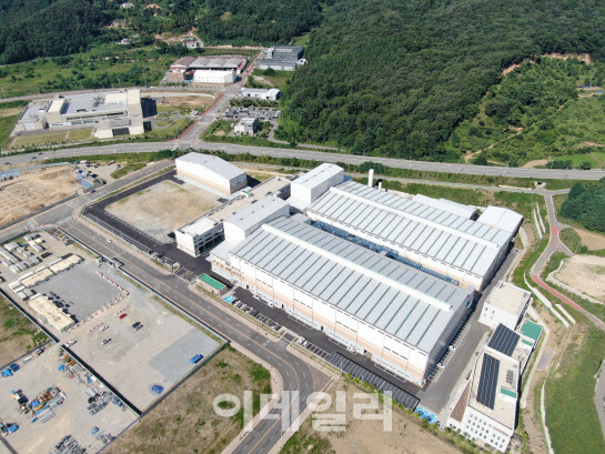 포스코케미칼-OCI, 이차전지 핵심소재 국산화…745억 투자