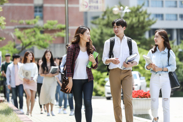 조기취업형 계약학과, 2022학년도 수시 모집 진행
