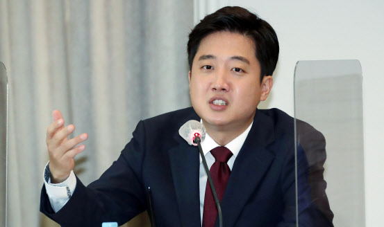 이준석, ‘역선택 방지’ 관련 “尹, 선관위 판단 따를 것”
