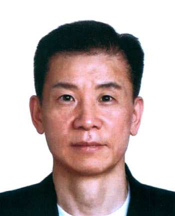 감옥서 '에세이' 출판한 강윤성, 거짓말로 인세도 챙겼다