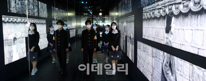 [포토]1960년대 서울로 시간여행 떠나요