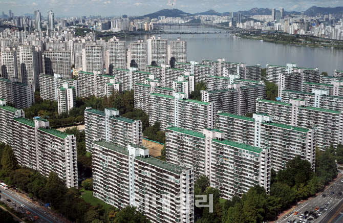 [포토] 전국 아파트 시세 3.3㎡당 2,000만원 돌파