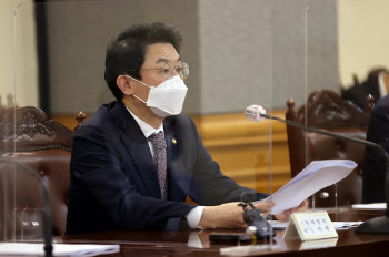 "헝다 사태로 시장 변동성 커진다"…정부·한은 예의주시