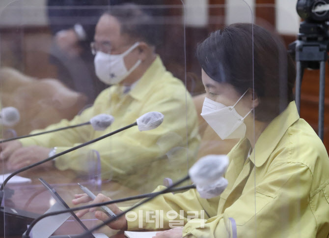 [포토] 중대본 참석한 부총리들
