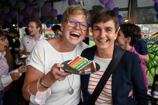 스위스, 국민투표서 동성결혼 찬성…내년부터 시행