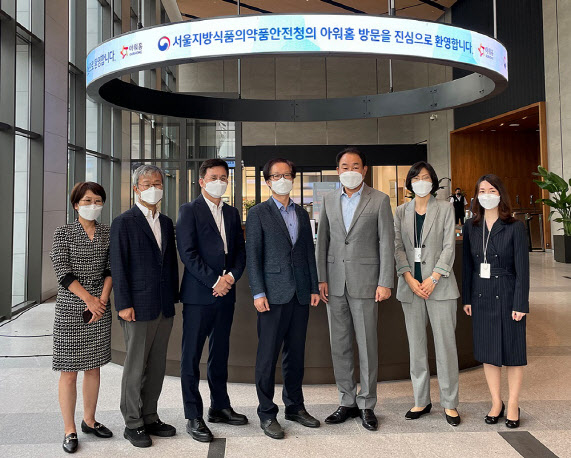 아워홈, 서울식약청 현장점검단에 '식품안전센터' 역량 소개