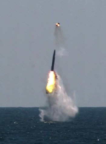 “軍, 핵잠수함 건조 필요…北 SLBM 대응 유일 전력”