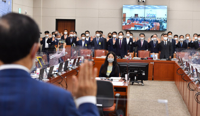 "손실보상 최소금액 보장" 주장에 소상공인 "와닿는 말" 반색