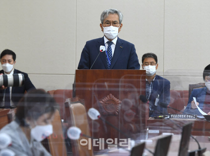 [포토]이백만 한국방송광고진흥공사 사장, 업무보고