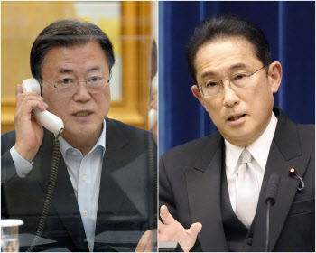 文대통령, 11일 만에 日 기시다와 통화… 강제징용·위안부 ‘의견 교환’(종합)
