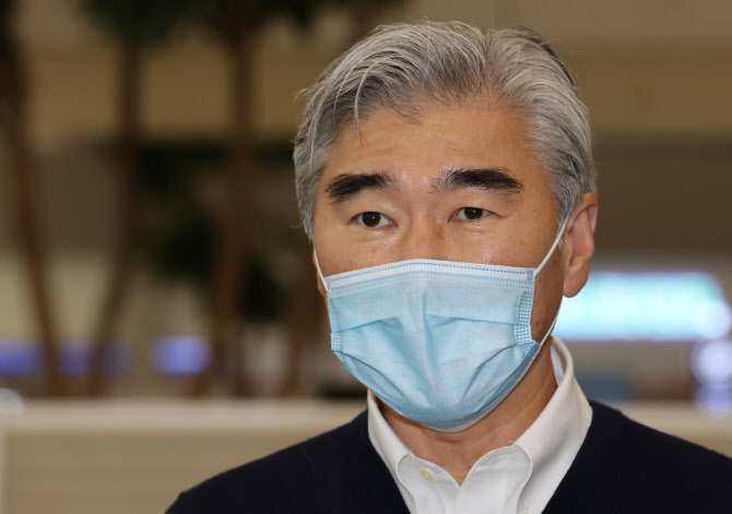 [속보]성 김 “한국과 종전선언 포함해 다양한 아이디어 모색”