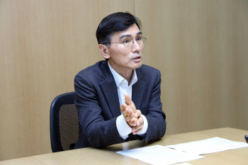 율촌 금융규제팀 "최고 인재 협업 통해 퀀텀점프 노리겠다"