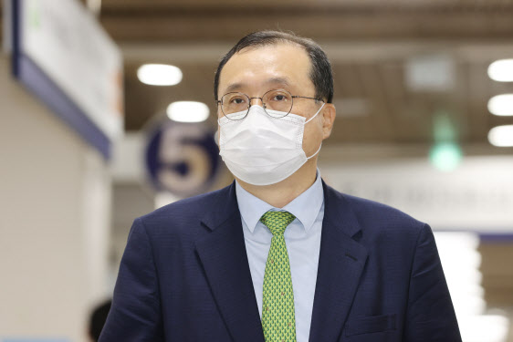 '재판 개입' 임성근 탄핵 각하…헌재 "퇴직자 탄핵심판청구 부적법"(종합)