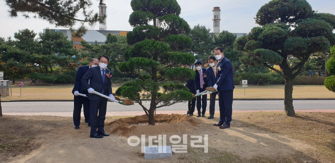 전기안전公, 서부발전 연료전지발전소 준공 공로로 감사패