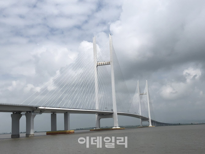 북중 교역 재개되나…중국 단둥, 국경지역 시설 확충