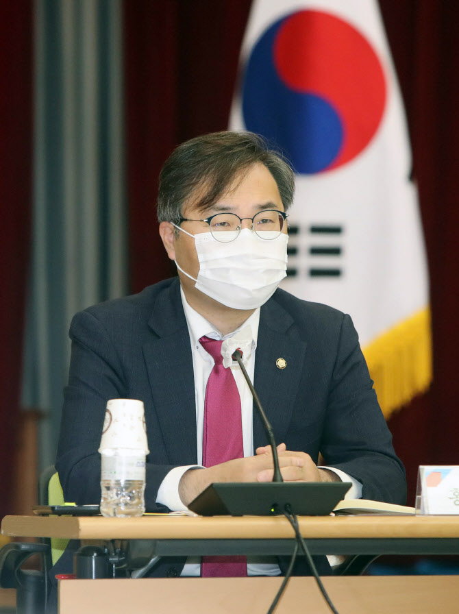 '선거법 위반' 홍석준, 벌금 90만원 확정…법개정으로 구사일생