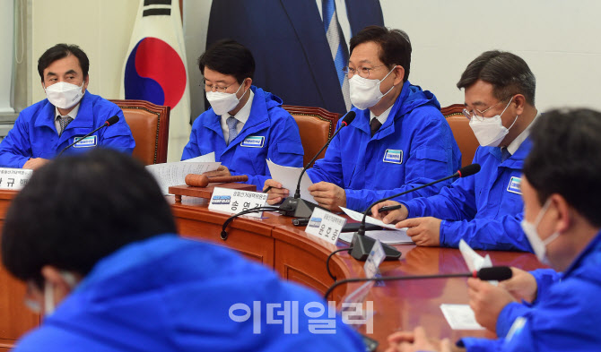 [포토]송영길, '김건희...제기되는 모든 의문 직접 소명하라'