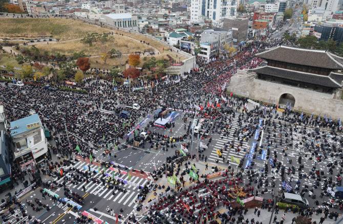 경찰인권위 “코로나19에도 집회시위 자유 보장해야”