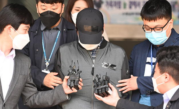 '화성 입양아 학대 살해 사건' 양부, 아동학대살해죄 징역 22년