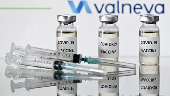 "佛발네바 백신, 내년 초 유럽 승인 전망"…국내 파트너사는
