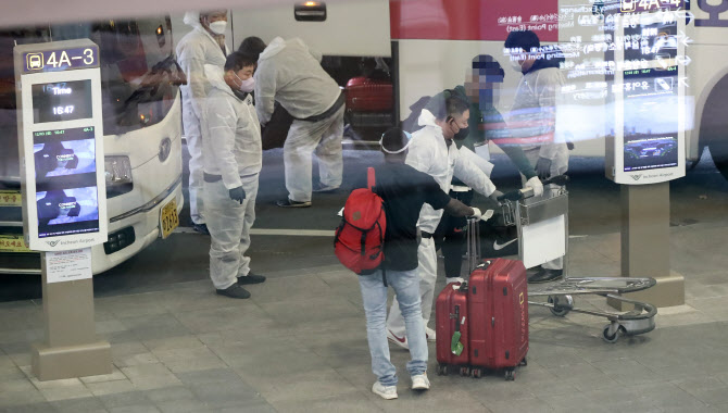 [속보] 오미크론 감염 확진자 3명 늘어…누적 12명