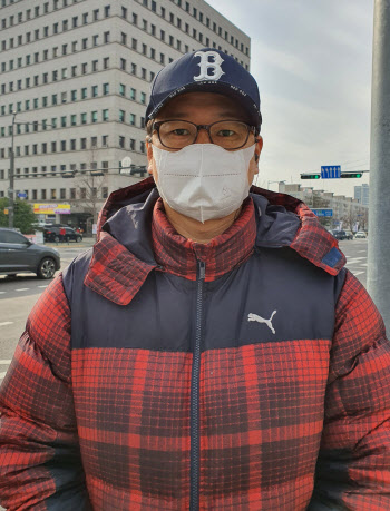 "온플법 처리 왜 또 늦추냐"…19년차 자영업자의 분노