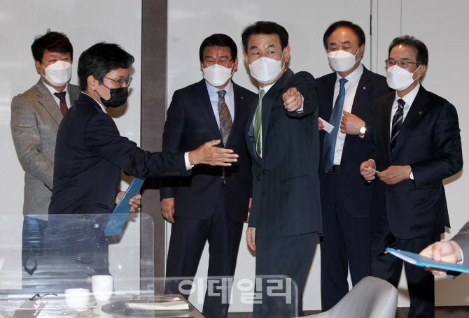 [포토] 상호금융CEO 만난 정은보 금융감독원장