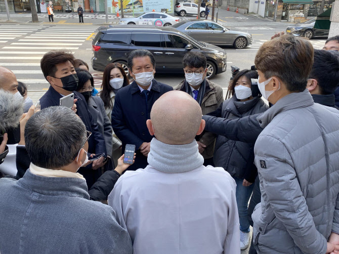 민주당, 정청래 의원에 엄중 경고…불교계 다독이기