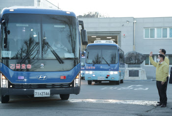 홍성 이어 서울 구치소서도 무더기 감염…수감자 집단소송 가나