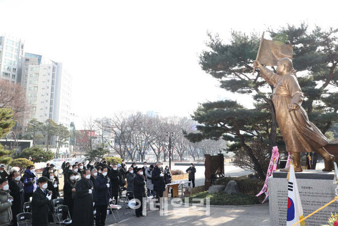 [포토] 서대문독립공원에 우뚝 선 유관순 동상