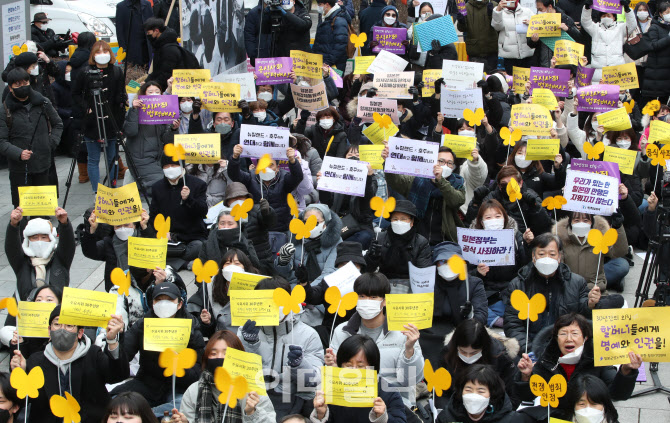 [포토]수요집회 30주년, 춤추는 평화의 나비