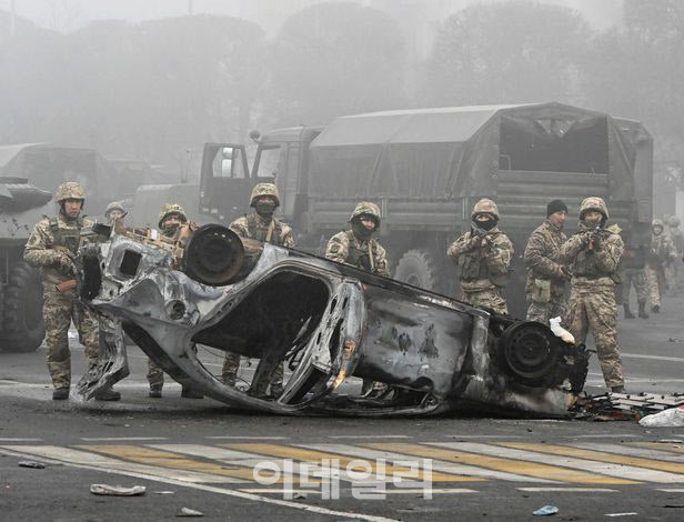 美, 카자흐 알마티 주재 총영사관 직원 자발적 철수 허용