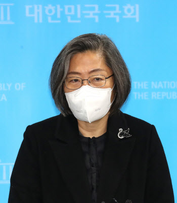 이수정 "김건희도 '줄리설'로 고통...김지은에 머리 숙여 사과"