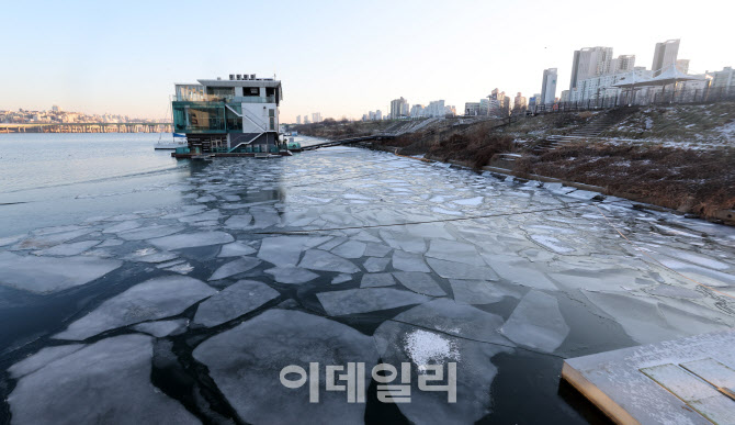 [포토]한강에 얼음 둥둥