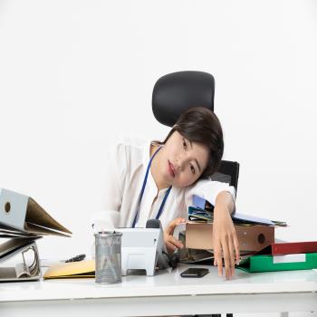 일에 지친 국민들 안식년 주자는 與 대권주자들…돈은 누가?