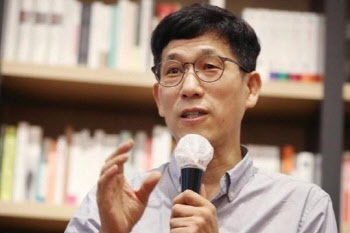 진중권, 정의당 복당…"심상정으로 갑니다"
