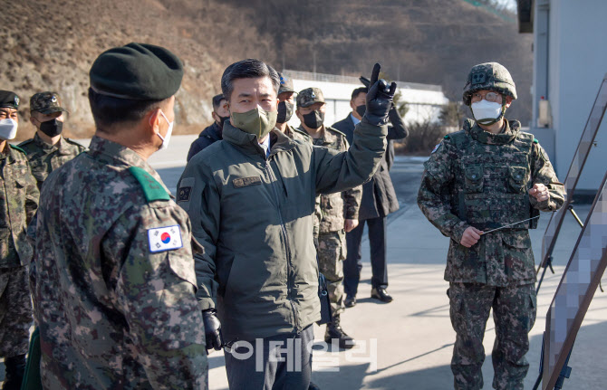 [포토]미사일사령부 방문한 서욱 국방부 장관