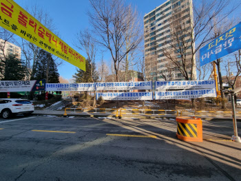 HDC현산-롯데 맞붙은 '관양현대' 수주전..승자 누가될까?