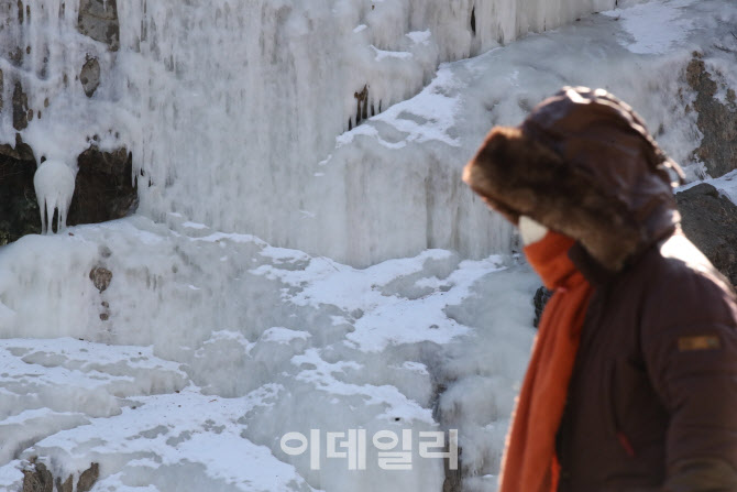 [포토]입춘 지나도 여전한 한파