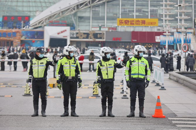 중국, 일산화탄소 중독 의심 5명 숨져…가스온수기 점검