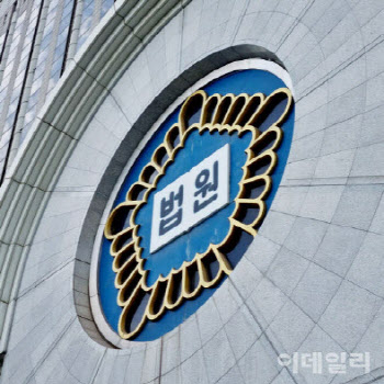 아내 불륜 증명하려 집에 CCTV 설치한 남편